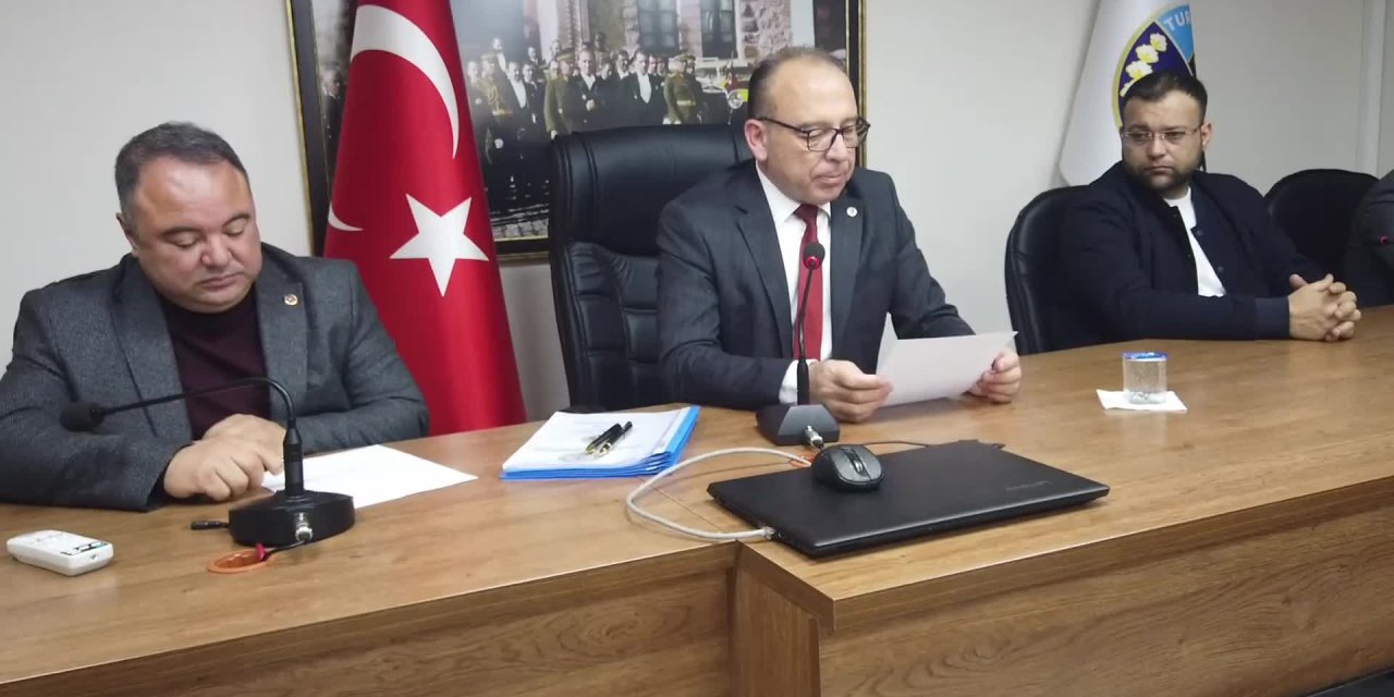TURGUTLU BELEDİYESİ'NDE EN DÜŞÜK MAAŞ 5000 TL OLDU