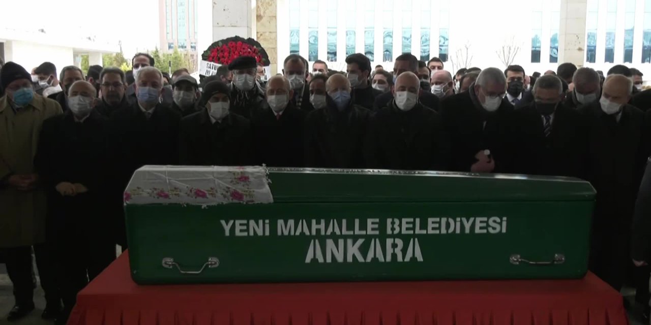 İYİ PARTİ GENEL SEKRETERİ UĞUR POYRAZ'IN ANNESİ SON YOLCULUĞUNA UĞURLANDI