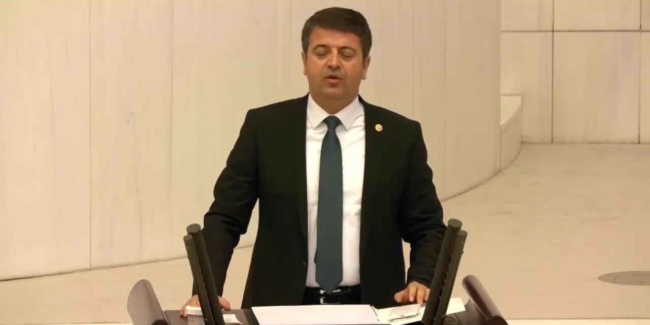 TUTDERE: ADIYAMAN SON GÜNLERDE HEP YOKSULLUKLA, İŞSİZLİKLE, AÇLIKLA GÜNDEME GELİYOR. BUNUN SEBEBİ SİZSİNİZ