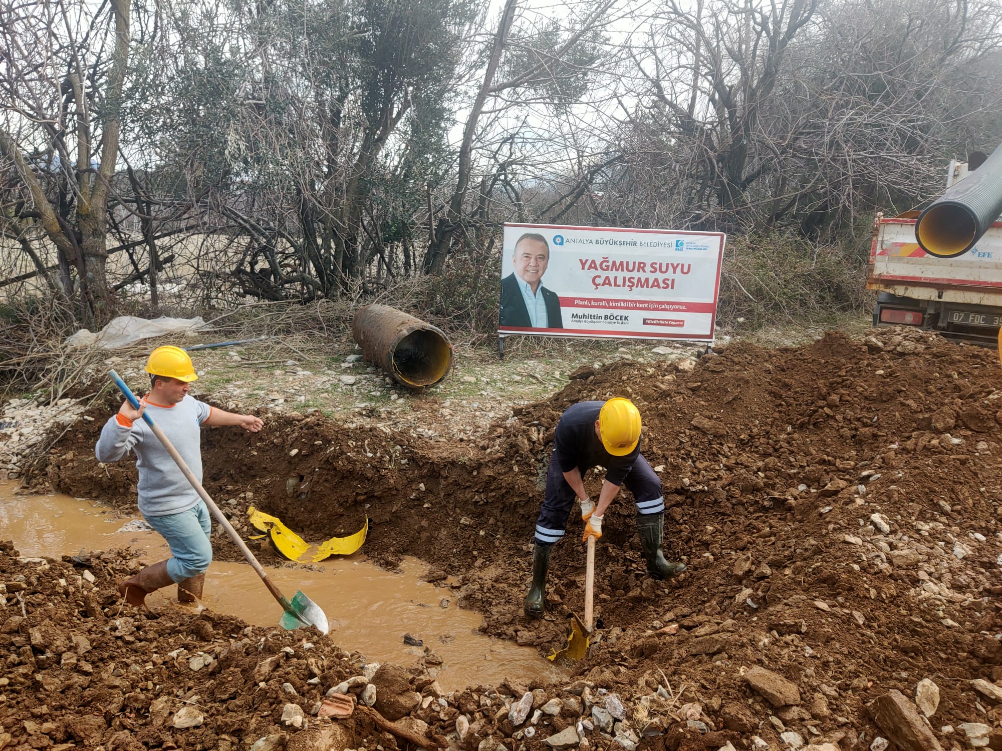 İbradı’da iki mahallede yağmur suyu sorunu çözüldü