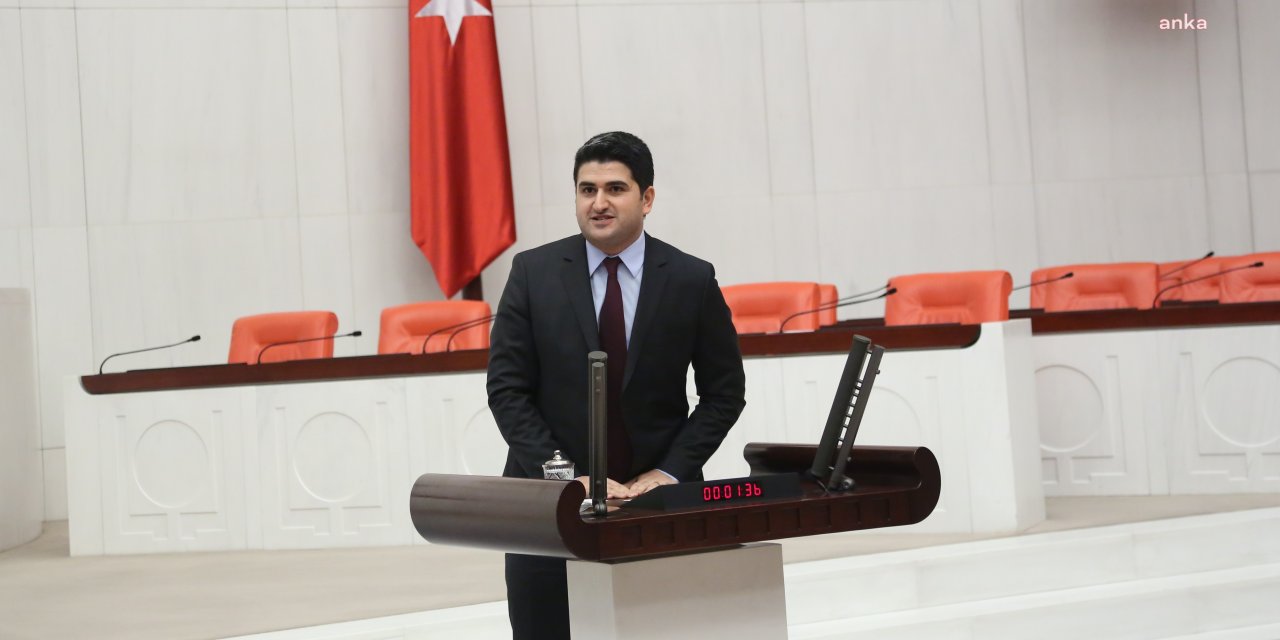 Traktör Uçuruma Yuvarlandı: 2 Yaralı