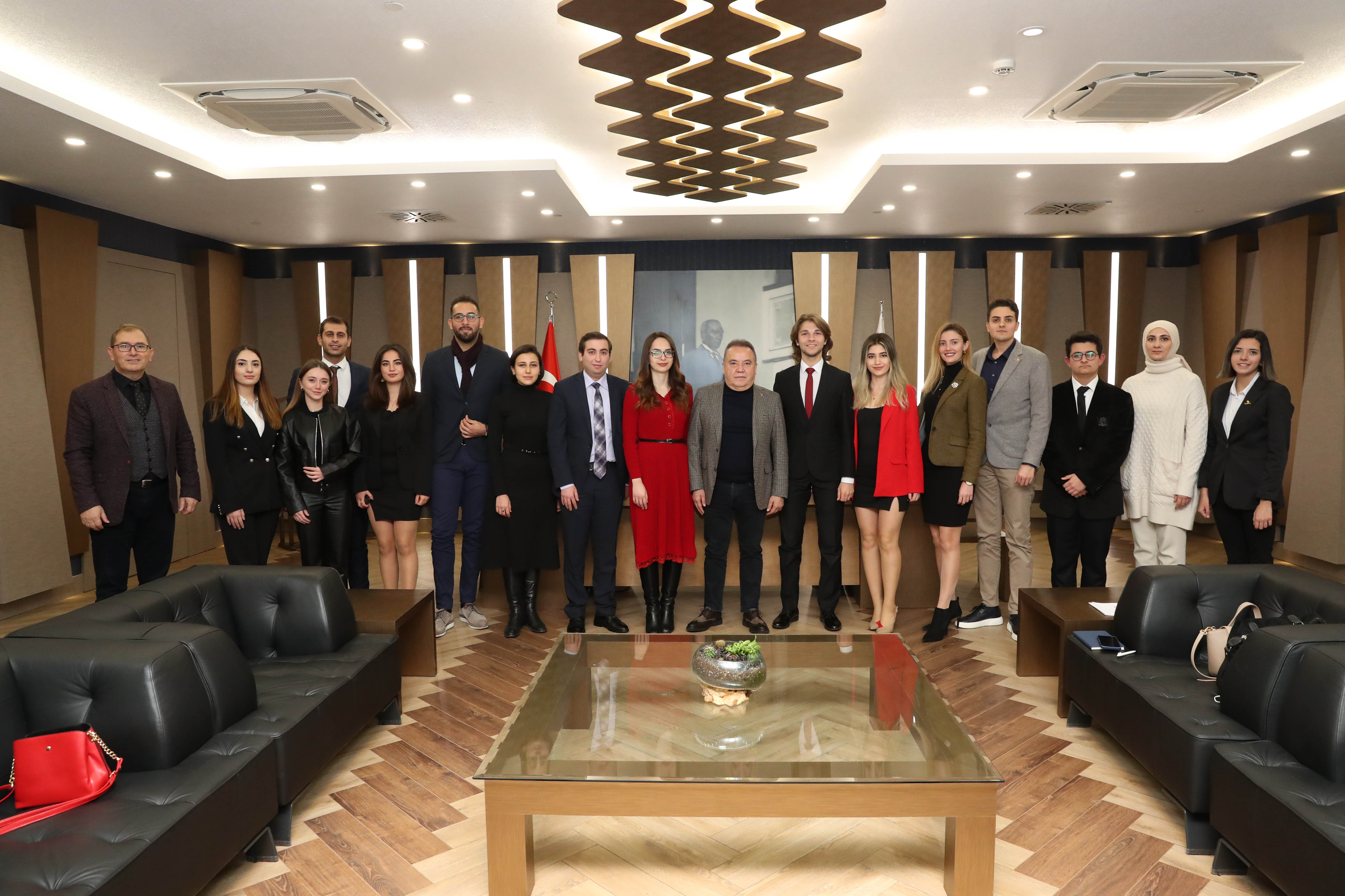 Büyükşehir genç girişimcileri kampa alıyor