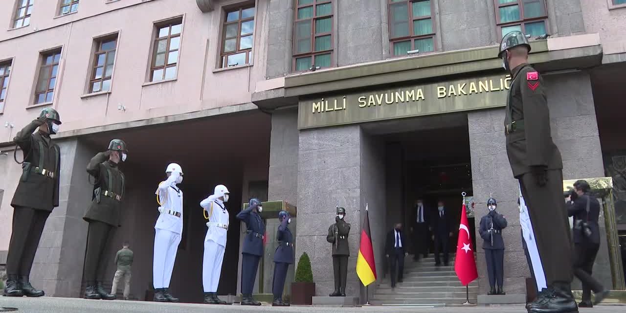 17 Ağustos Depreminde Hayatını Kaybedenler Avcılar’da Anıldı