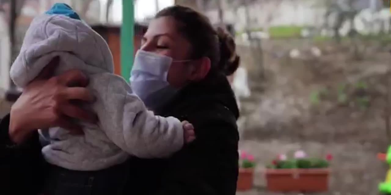 KÜÇÜKÇEKMECE BELEDİYESİ DOWN SENDROMLU ÇOCUĞA OYUN PARKI YAPTI