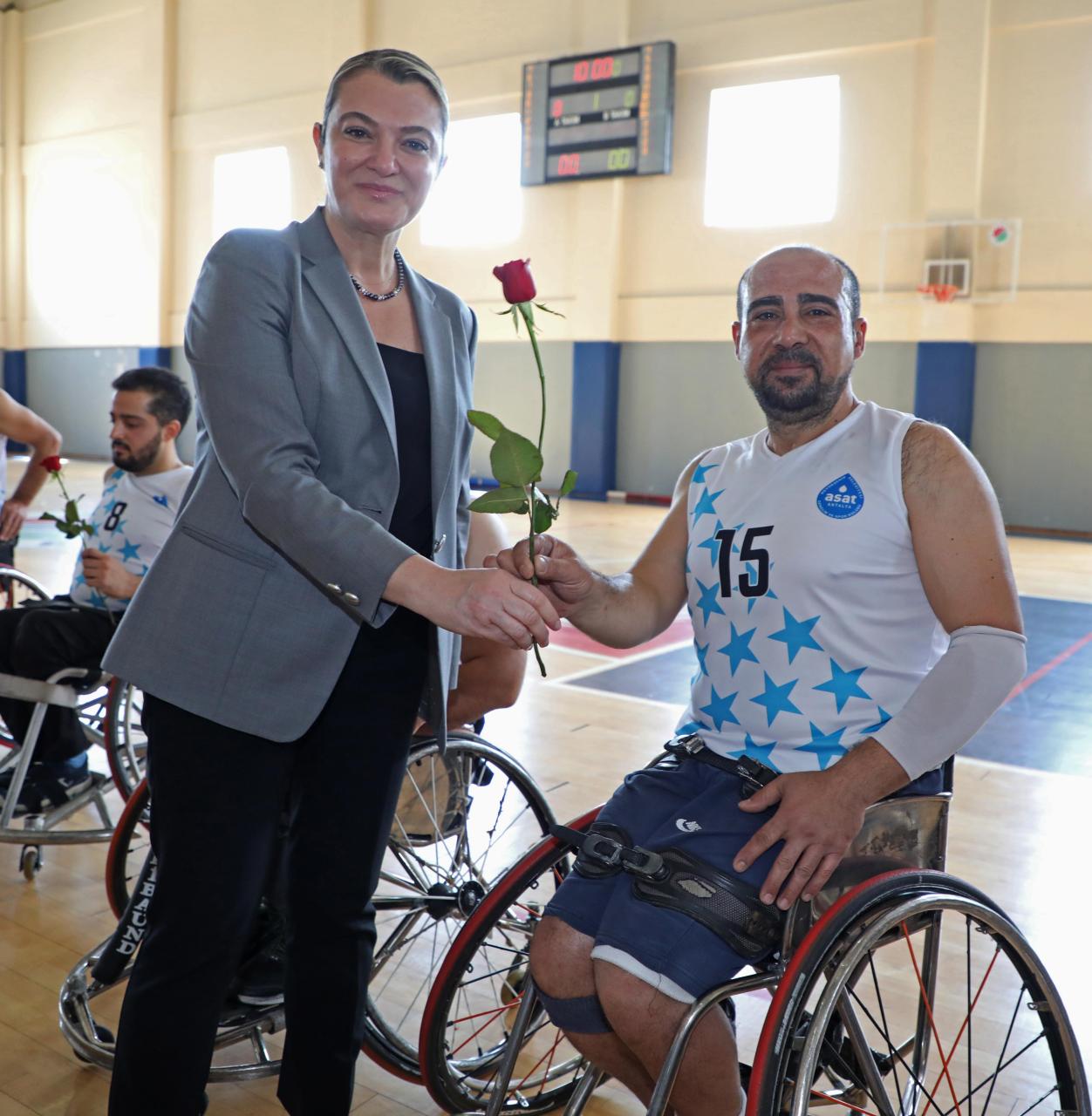 Genel Sekreter Tuncer ASAT Tekerlekli Basketbol Maçını İzledi