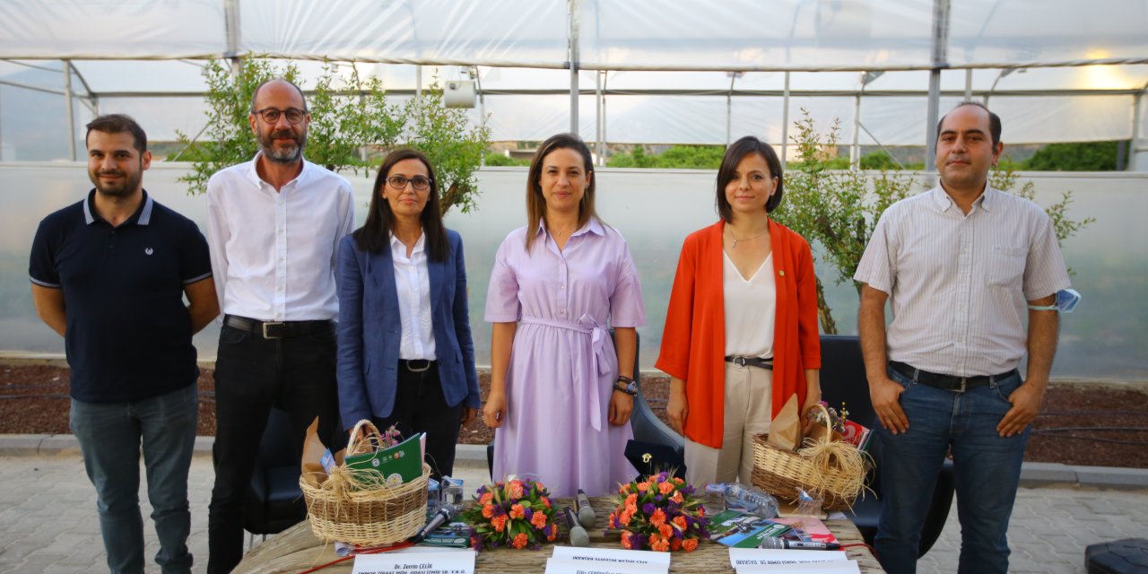 EFES TARLASI YAŞAM KÖYÜ’NDE, İKLİM KRİZİ VE KURAKLIK KONUŞULDU