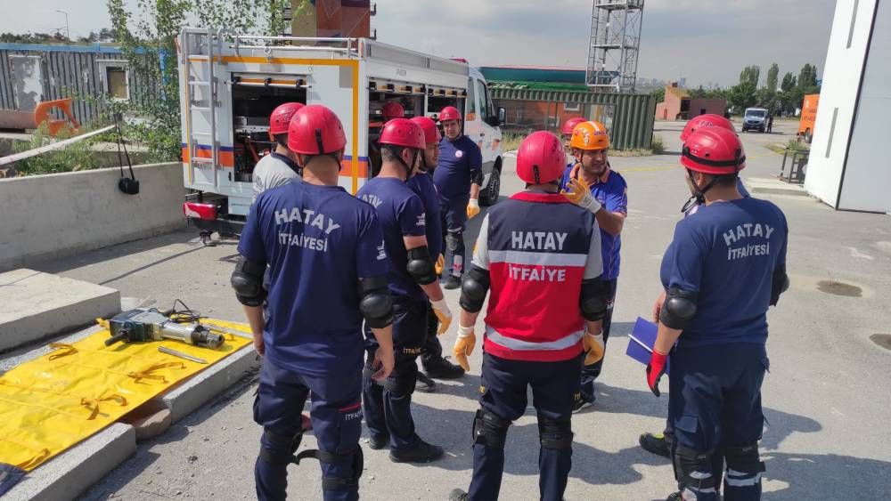 HBB İTFAİYESİ OLASI AFETLERE HAZIR
