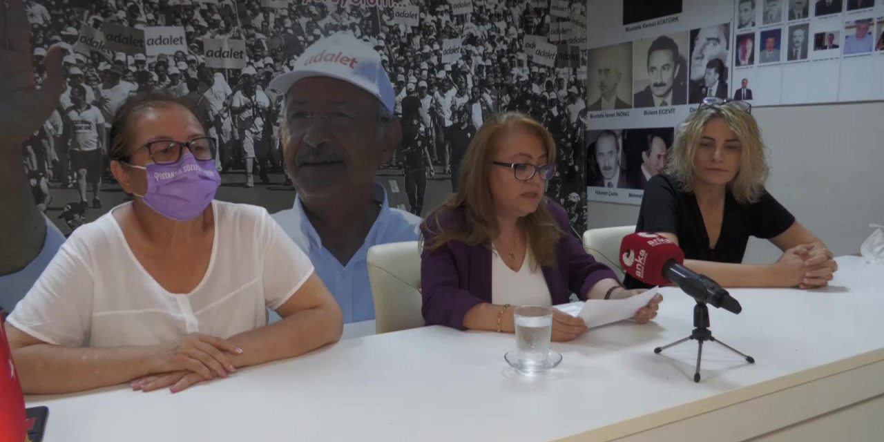 CHP İZMİR KADIN KOLLARI: FESİH KARARINI TANIMIYOR, İSTANBUL SÖZLEŞMESİ'NDEN VAZGEÇMİYORUZ