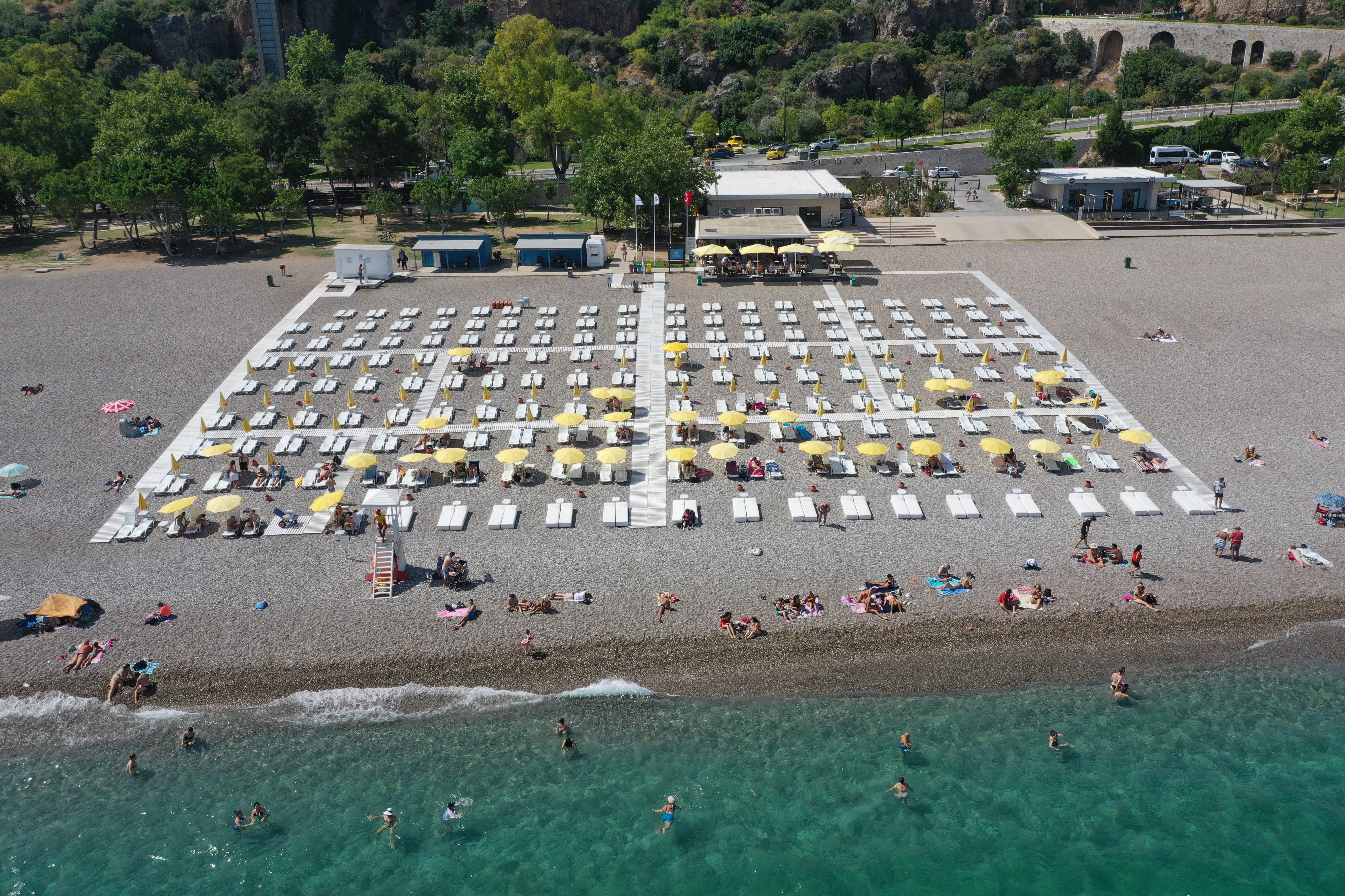 EKDAĞ Konyaaltı Plajı Hizmete Açıldı