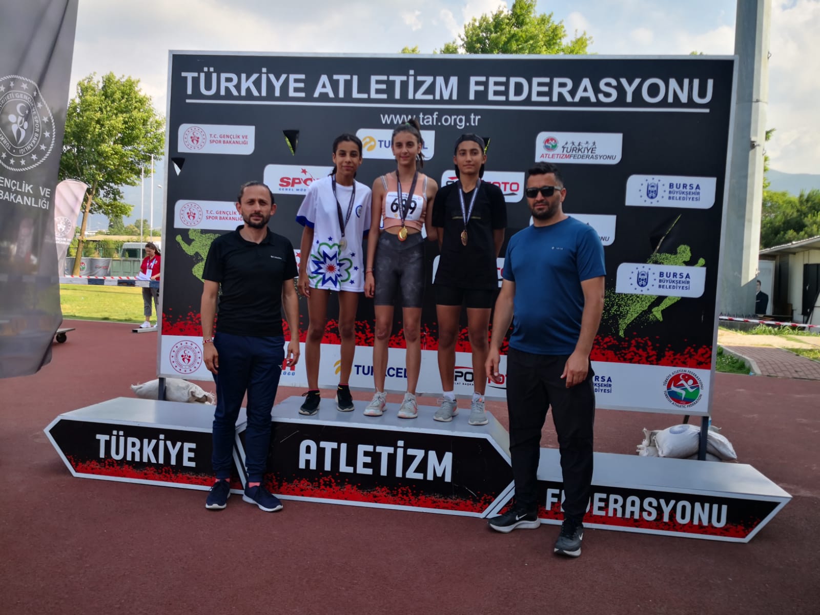 Büyükşehir Atletizm sporcusu Türkiye 2’ncisi oldu
