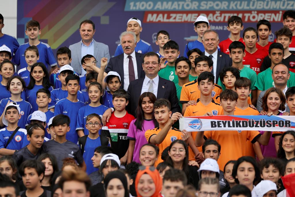 İMAMOĞLU: İSTANBUL'U SPOR KENTİ HALİNE GETİRMEK İSTİYORUZ