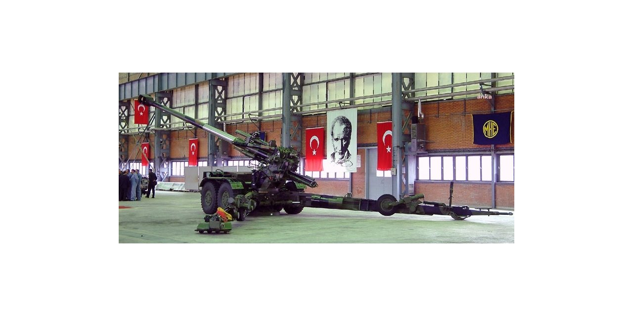 Bir Anda Kıyıya Vurdular