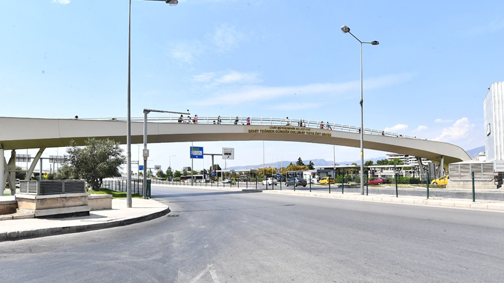 Konak’taki yaya üst geçidinde bakım çalışmaları başlıyor