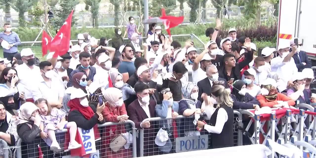 ERDOĞAN: İNSAN ARTIK KENDİ ADINA DÜŞÜNEN SİSTEMLERE YÖNELDİ