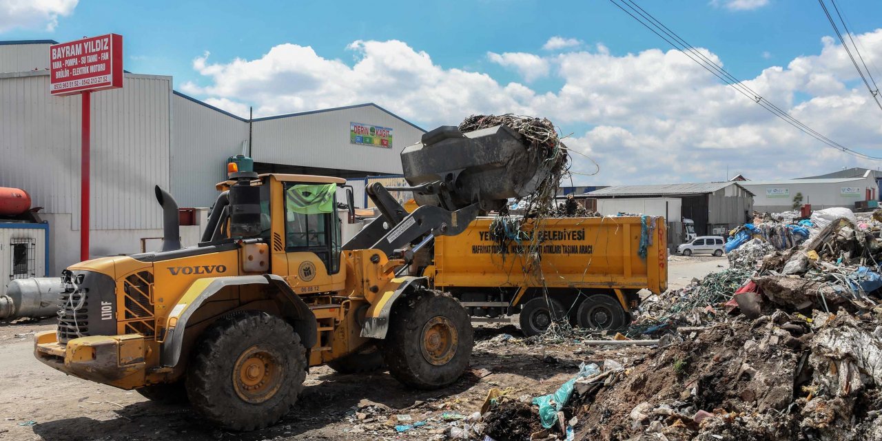 YENİMAHALLE BELEDİYESİ'NDEN HURDACILAR SİTESİ’NDE ÇEVRE DÜZENLEMESİ