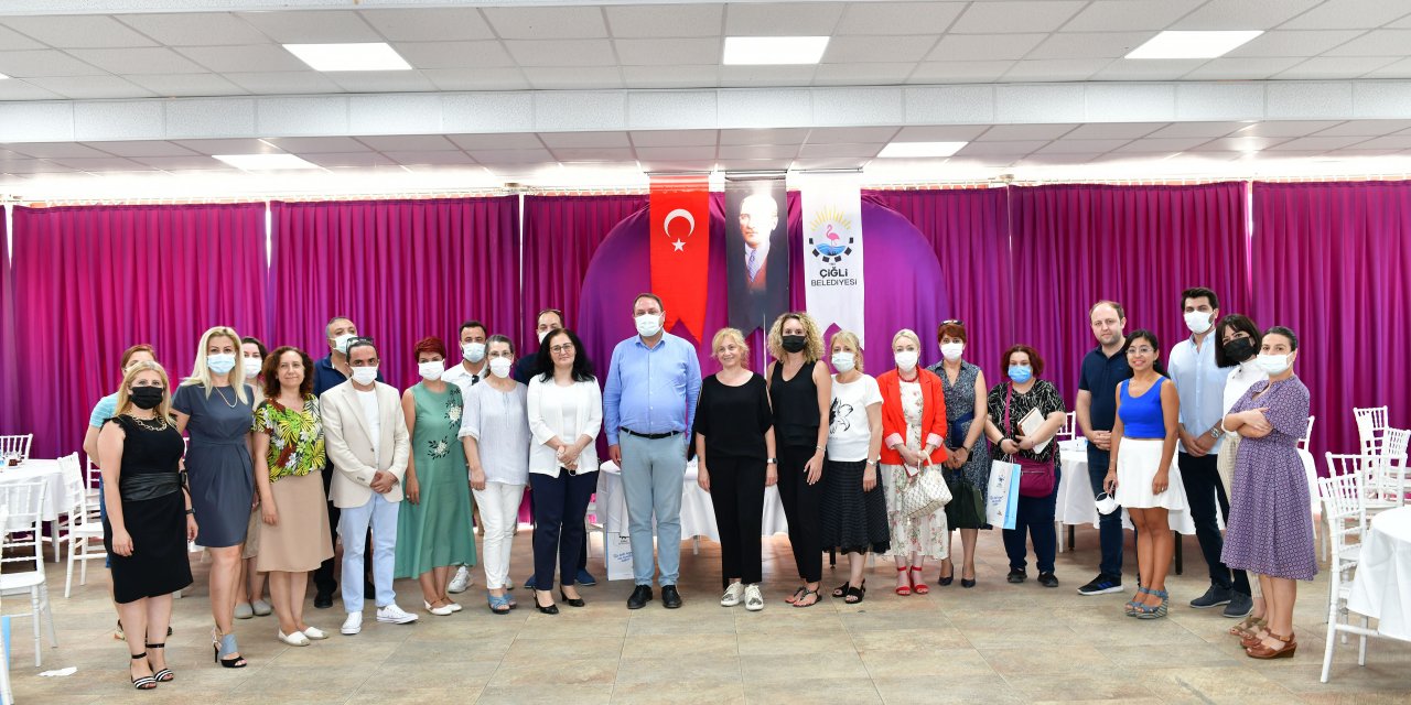 ÇİĞLİ BELEDİYESİ'NDE DİJİTAL DÖNÜŞÜM PROJELERİNİN TANITIMI YAPILDI