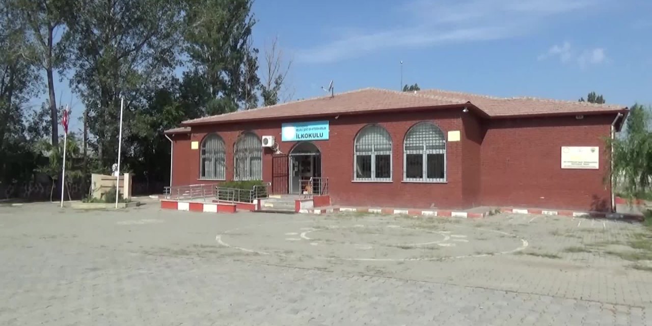 IĞDIRLI ÇOCUKLAR SERAMİKLE TANIŞTI