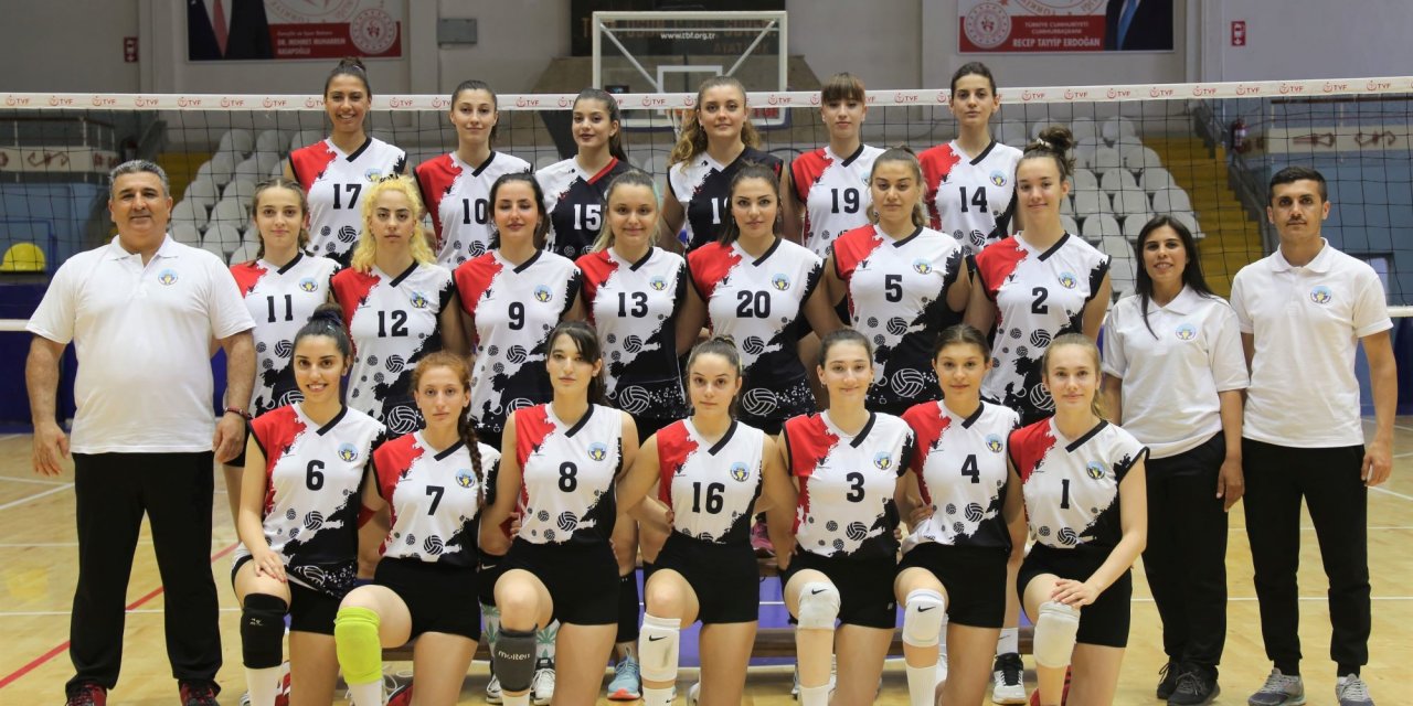 TURGUTLU BELEDİYESPOR KADIN VOLEYBOL TAKIMI İLK KEZ 2. LİGDE