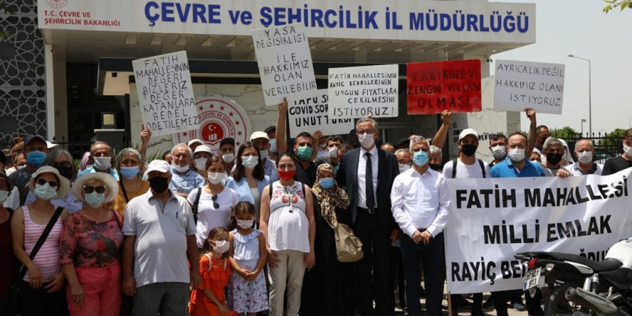 GAZİEMİR'DE 'YÜKSEK RAYİÇ' TEPKİSİ: "MAHALLELİİMZA TOPLAYIP ÇEVRE VE ŞEHİRCİLİK İL MÜDÜRLÜĞÜ'NE BAŞVURDU"