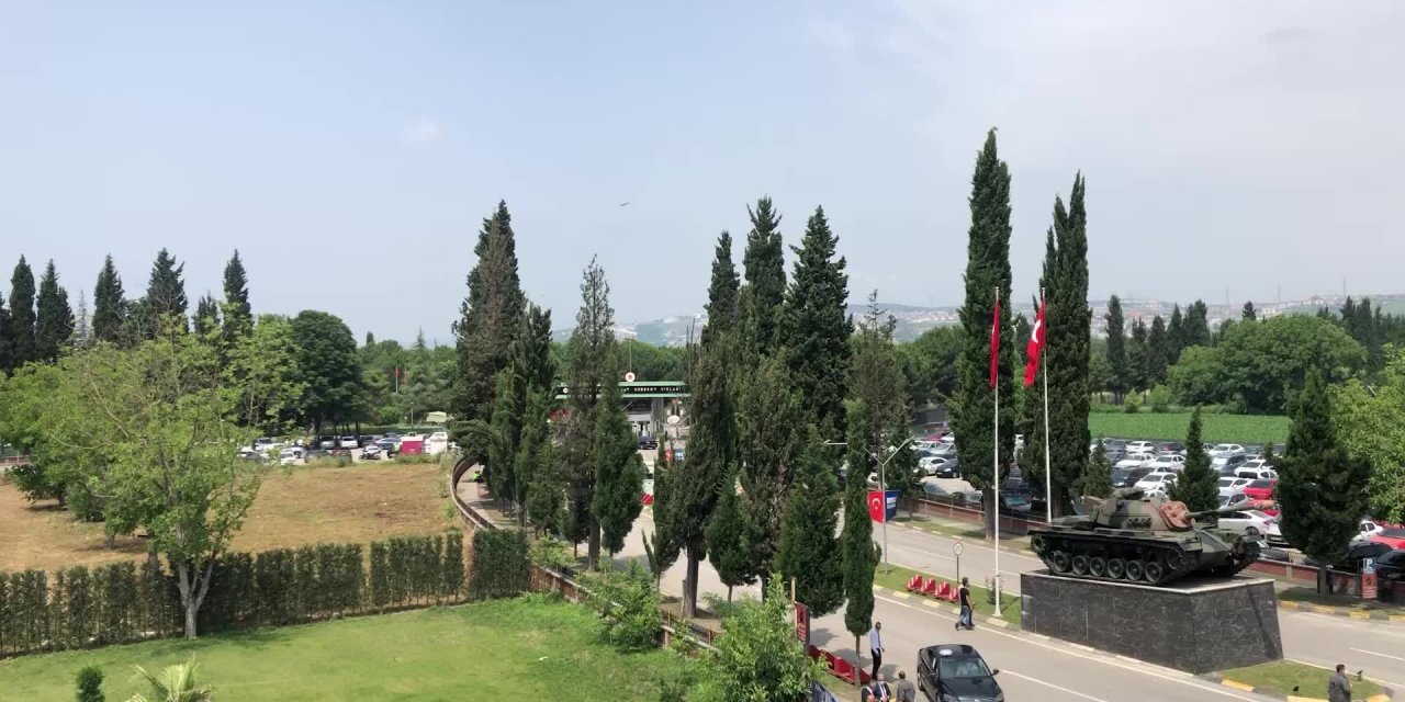 ERDOĞAN, SAKARYA'DAKİ TANK PALET FABRİKASI'NDA