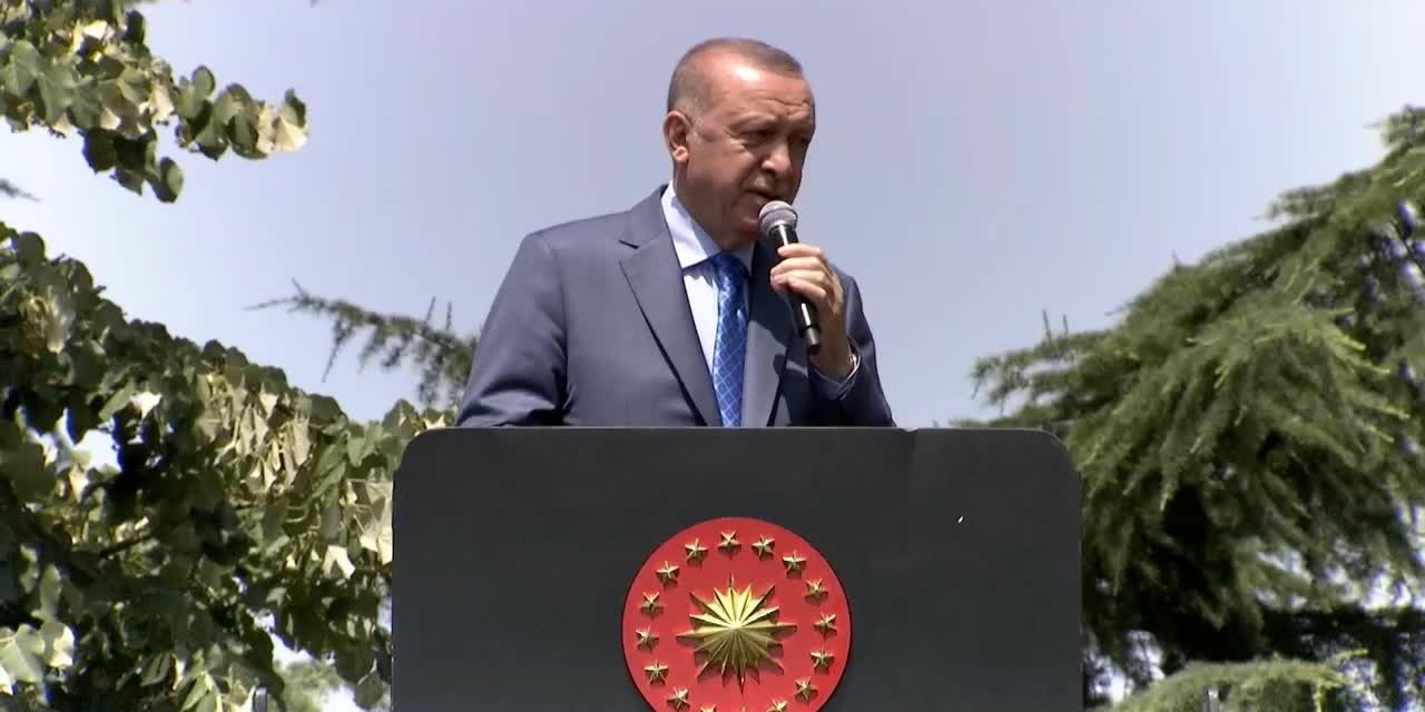 ERDOĞAN, TANK PALET FABRİKASINDA: "KİM YABANCILARA SATILDIĞINI İDDİA EDİYORSA, YALAN SÖYLÜYOR"