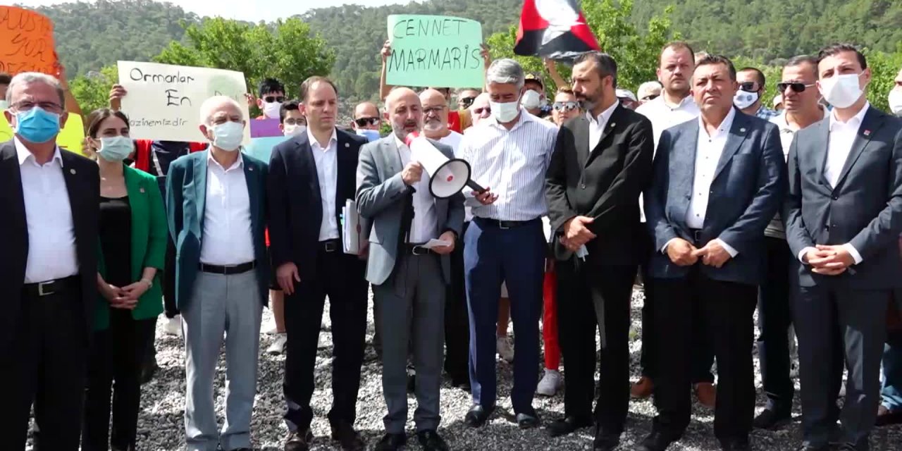 CHP KUMLUBÜK'TE: “TALANA SON VERECEĞİZ, İZİNLERİN HEPSİNİ SÖKE SÖKE GERİ ALACAĞIZ, KOYU BOZDURMAYACAĞIZ”
