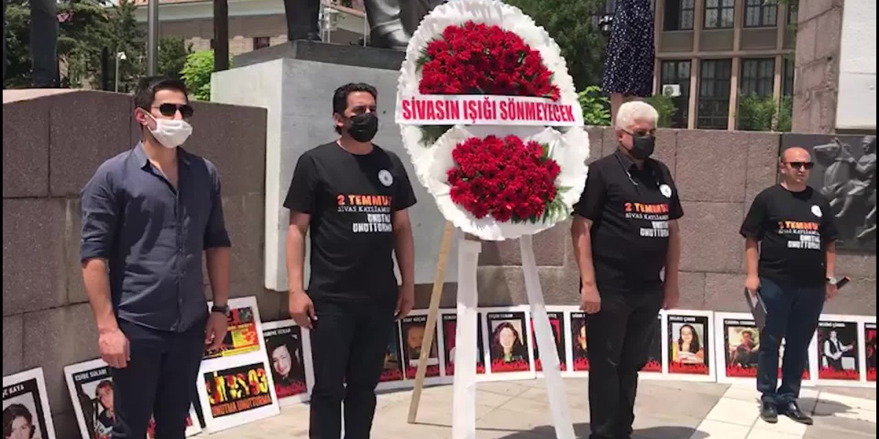 MADIMAK’TA KATLEDİLENLER UNUTULMADI
