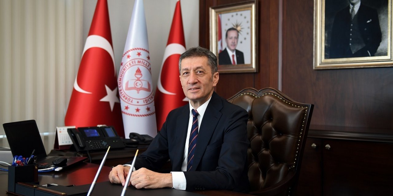 BAKAN SELÇUK’TAN “CİNSEL TACİZ OLAYLARI” YANITI: “SUÇ DUYURUSUNDA BULUNULMAKTADIR”