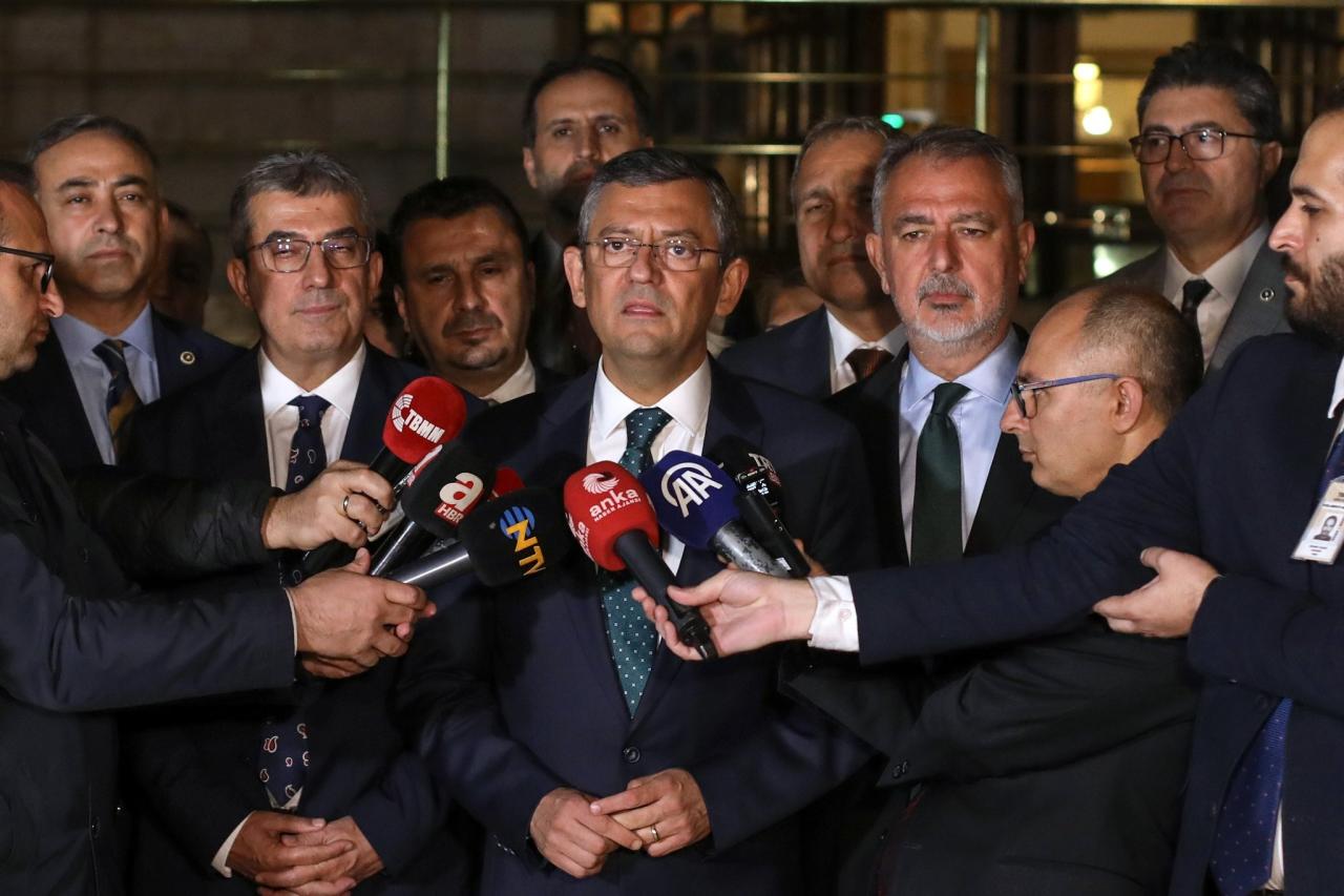 CHP Lideri Özel: