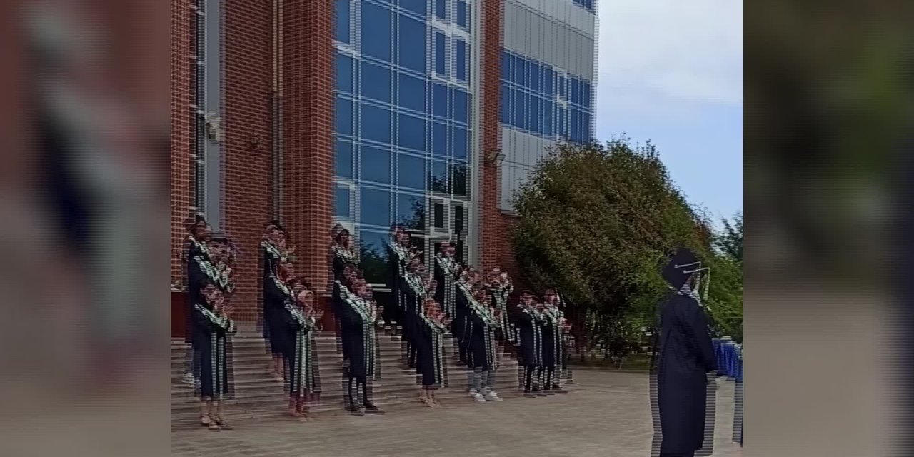 GENÇ DOKTOR, KANSERDEN KAYBETTİĞİ OYUN ARKADAŞININ ADIYLA ANILAN FAKÜLTEDEN MEZUN OLDU