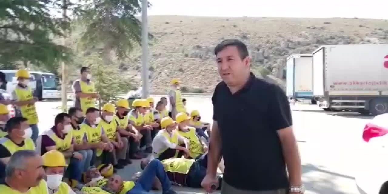 GECEYİ BENZİN İSTASYONUNDA GEÇİREN SOMALI MADENCİLERDEN VEKİLLERE: "SİZ HİÇ SOĞUK BETONDA YATTINIZ MI"