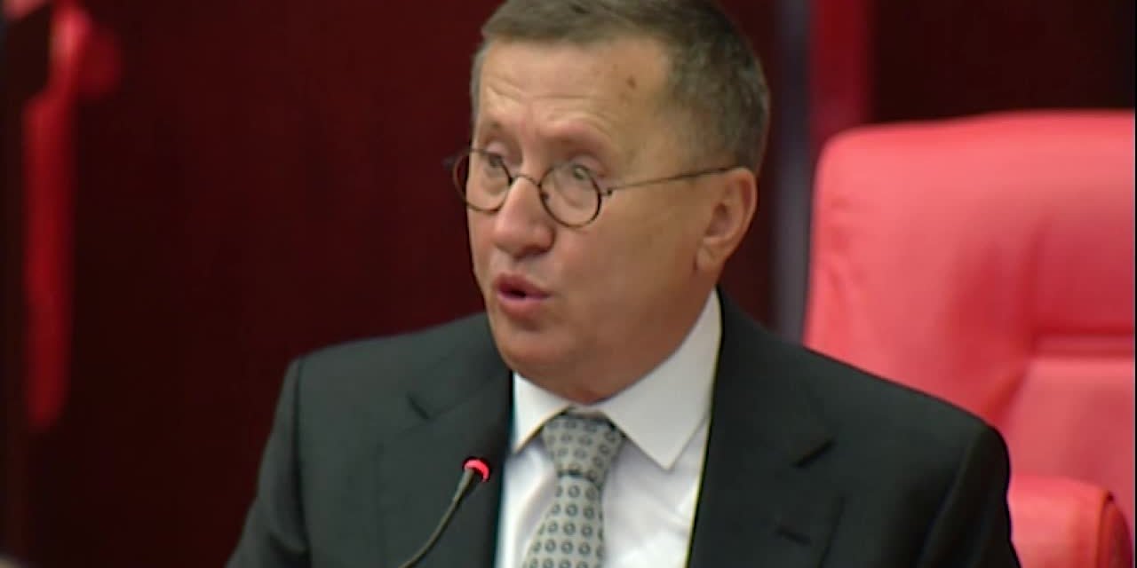 İYİ PARTİ'Lİ TÜRKKAN: " İNGİLTERE VE ALMANYA'DA İNTİHAR EDEN KAÇ TANE MÜZİSYEN DUYDUNUZ"