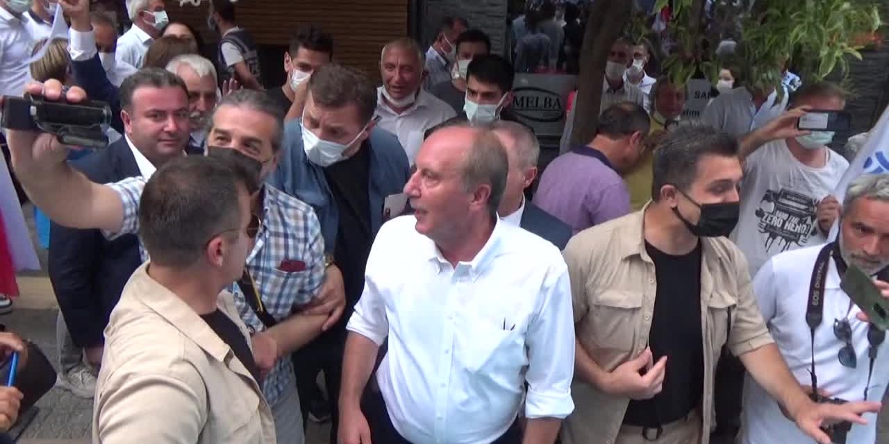 TEKİRDAĞ'DA "LAFIMIN ARKASINDAYIM. NE İSTİYORSANIZ ONU YAPIN GÖREYİM" DİYEN MUHARREM İNCE HAYRABOLU'DA DOMATES SATIP ÇİFTE TELLİ OYNADI