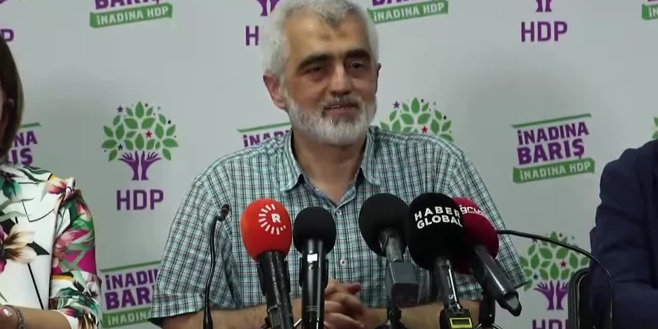 GERGERLİOĞLU'NDAN CEZAEVİNDEN ÇIKTIKTAN SONRA İLK AÇIKLAMA: "NEREDE KALMIŞTIK?"