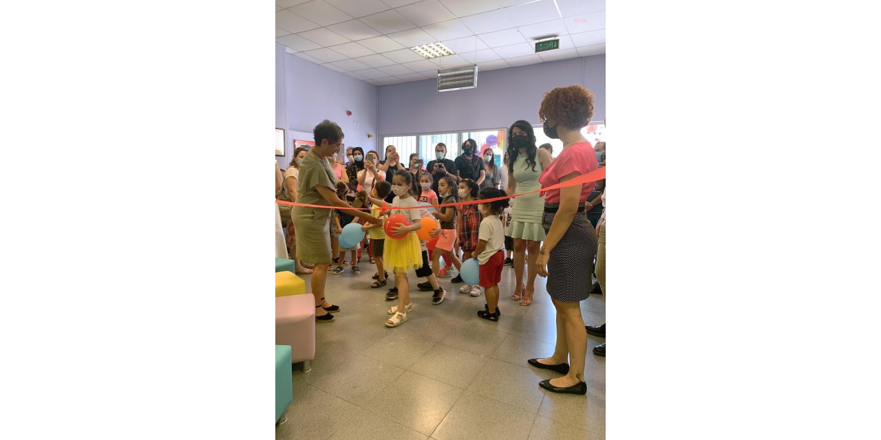 İZMİR BÜYÜKŞEHİR'DEN DEPREMZEDELERE PSİKOSOSYAL DESTEK