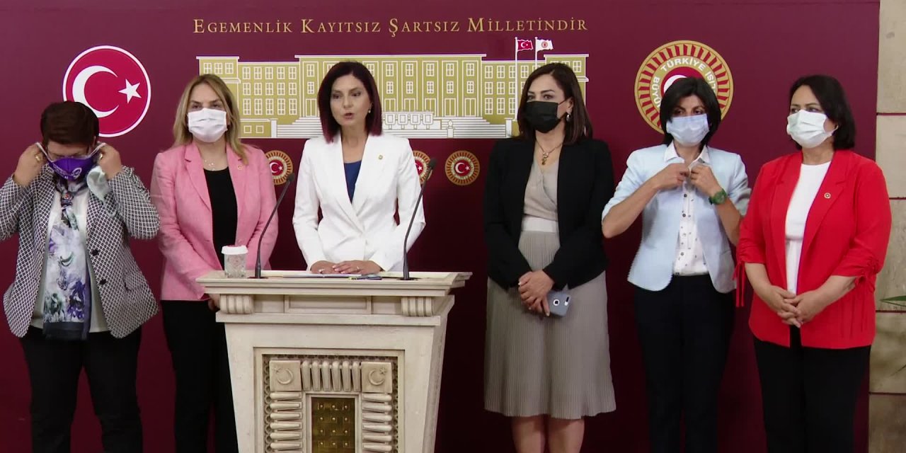 CHP’Lİ KADIN MİLLETVEKİLLERİNDEN “İSTANBUL SÖZLEŞMESİ” TEPKİSİ: “BU SÖZLEŞMEDEN NEDEN RAHATSIZSINIZ”