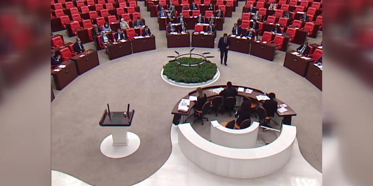 CHP’Lİ MUHARREM ERKEK: “HER PAKET AÇIKLANDIKTAN SONRA ADALETSİZLİKLER BÜYÜYOR, ÇÜNKÜ SORUN SİSTEMDE”