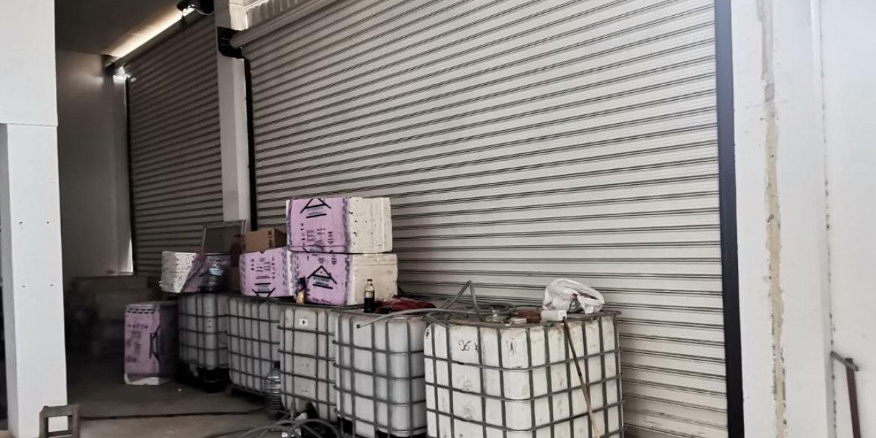 İZMİR'DE KAÇAK İÇKİ OPERASYONU