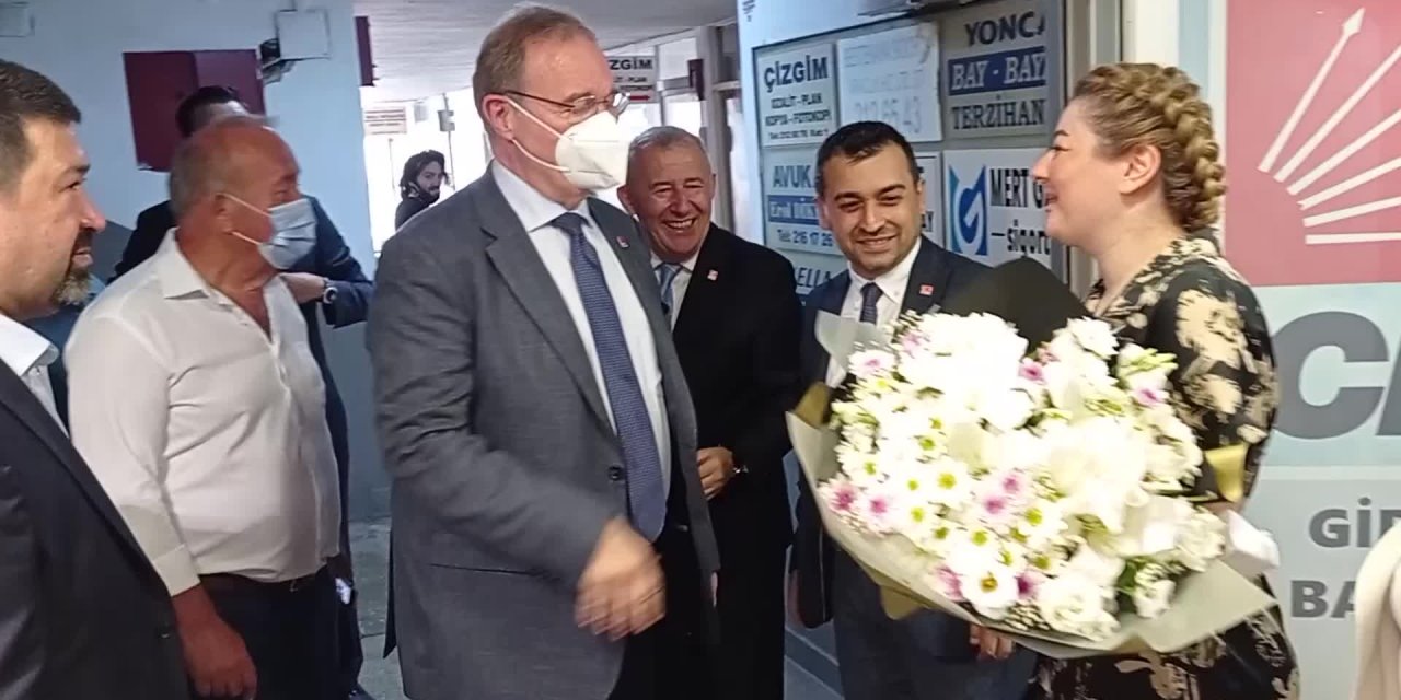 FAİK ÖZTRAK: “BECEREMİYORSAN, BIRAKIP GİDECEKSİN”