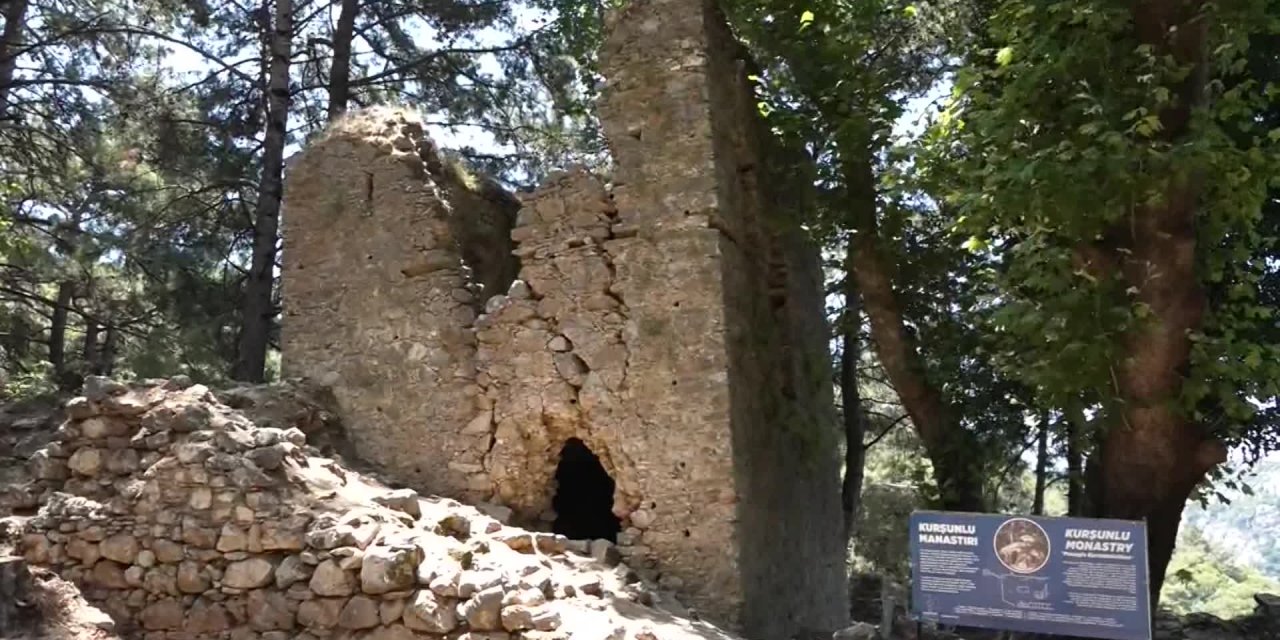 KUŞADASI BELEDİYESİ, KURŞUNLU MANASTIRI’NI TURİZME KAZANDIRIYOR