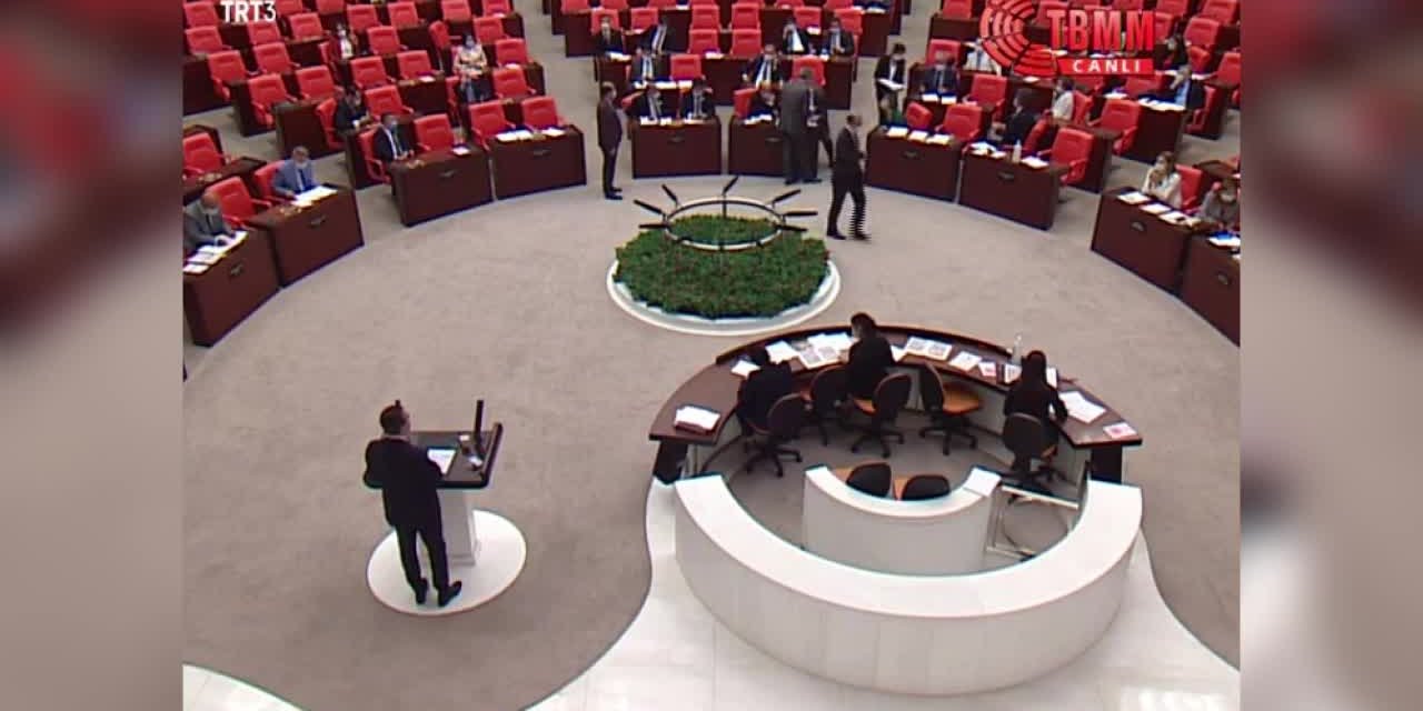 CHP'Lİ BULUT: 300 ODALI OKLUK YAPTI, VATANDAŞ YOKLUK İÇİNDEYKEN