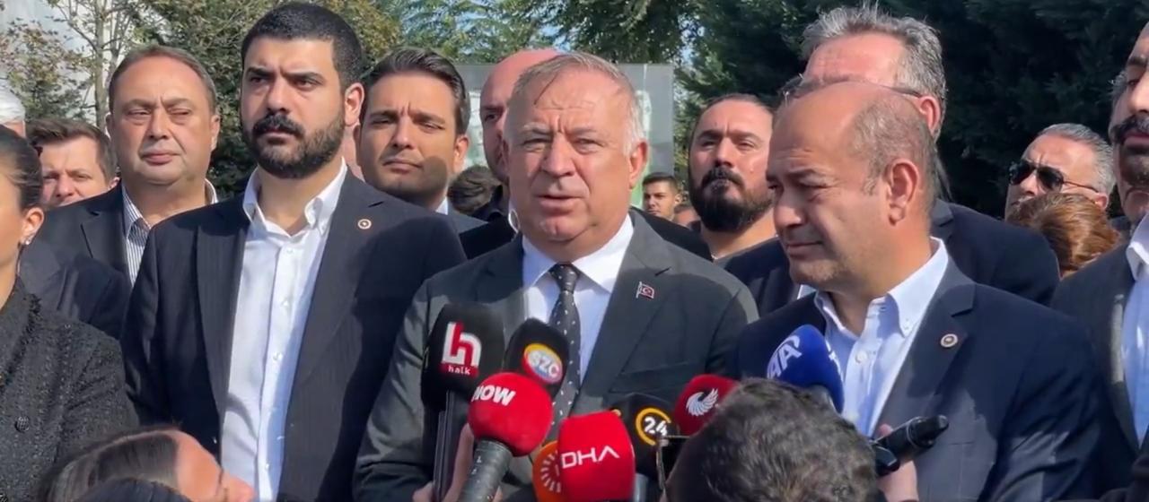 Gökan Zeybek ve Özgür Karabat’tan Ahmet Özer’e Destek Açıklaması: “Siyasetin Mahkemelerde Dizayn Edilme Dönemi Artık Bitti”
