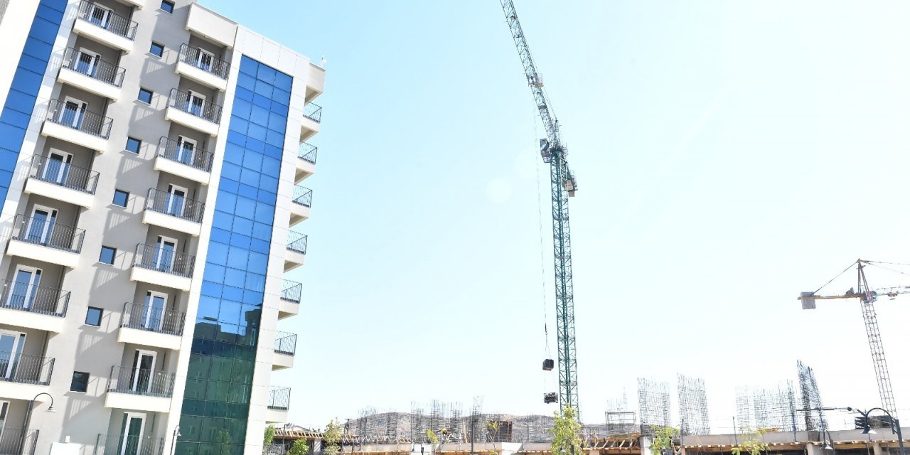 İZMİR BÜYÜKŞEHİR BELEDİYESİ, UZUNDERE'DEKİ KENTSEL DÖNÜŞÜMÜN 3. ETABI İÇİN İHALEYE ÇIKIYOR