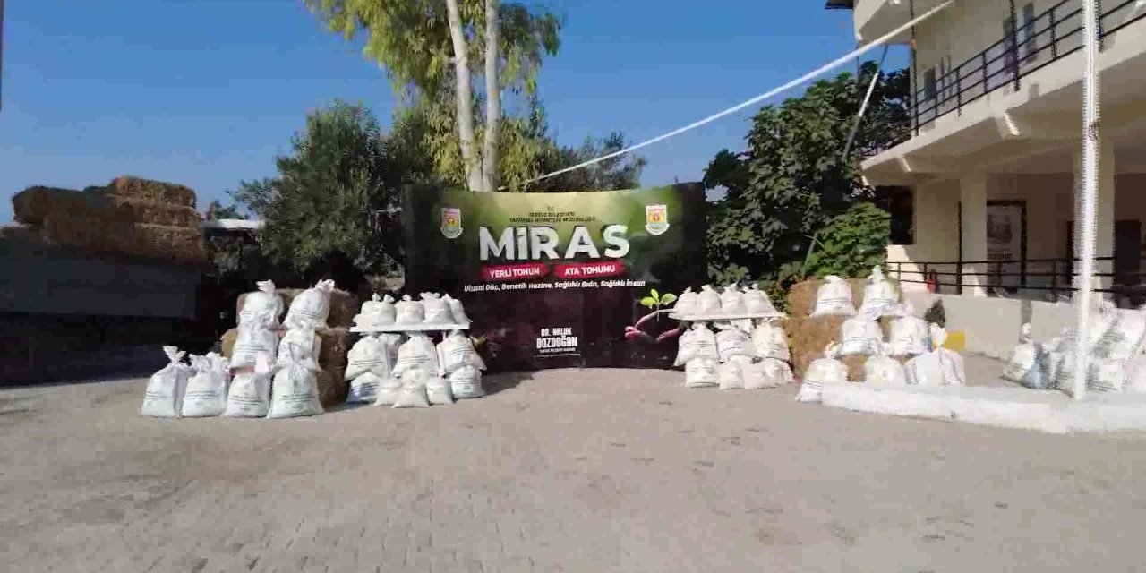 TARSUS BELEDİYESİ, 16 TON ATA TOHUMUNU ÇİFTÇİYE ÜCRETSİZ DAĞITTI