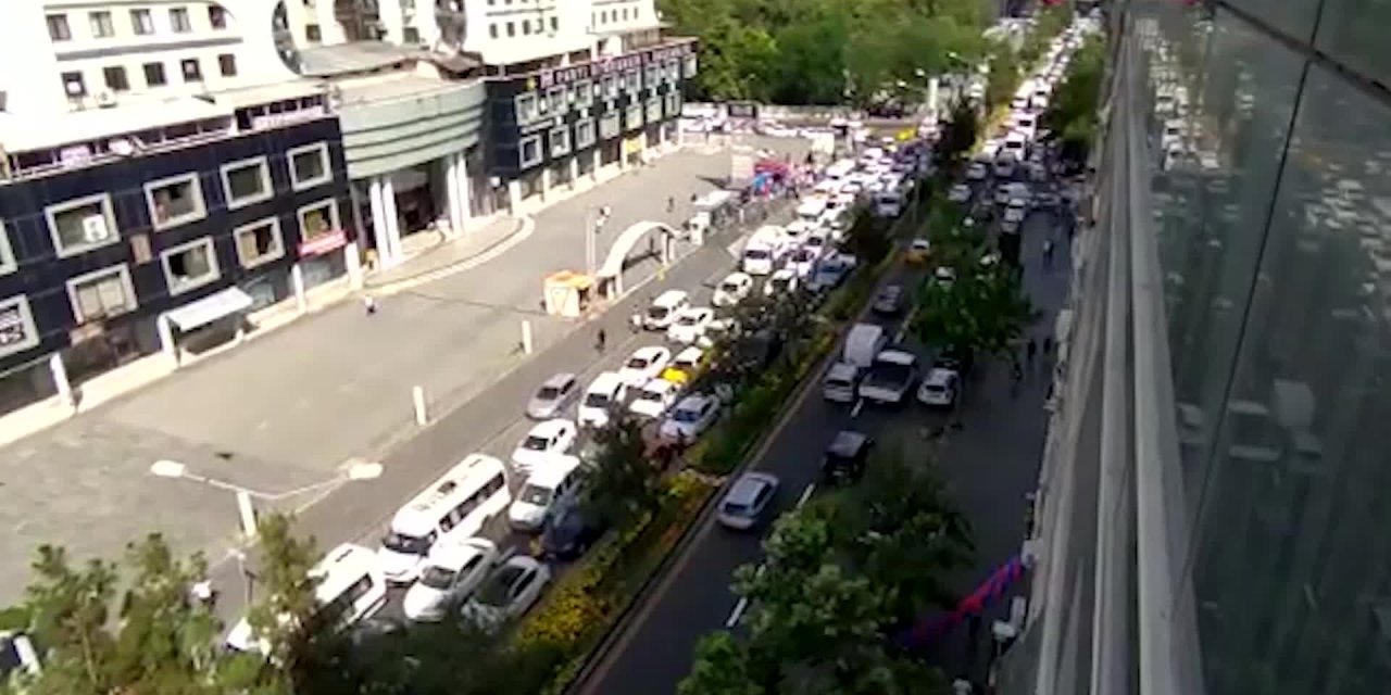 ERDOĞAN İÇİN DİYARBAKIR’DA HAYAT DURDU
