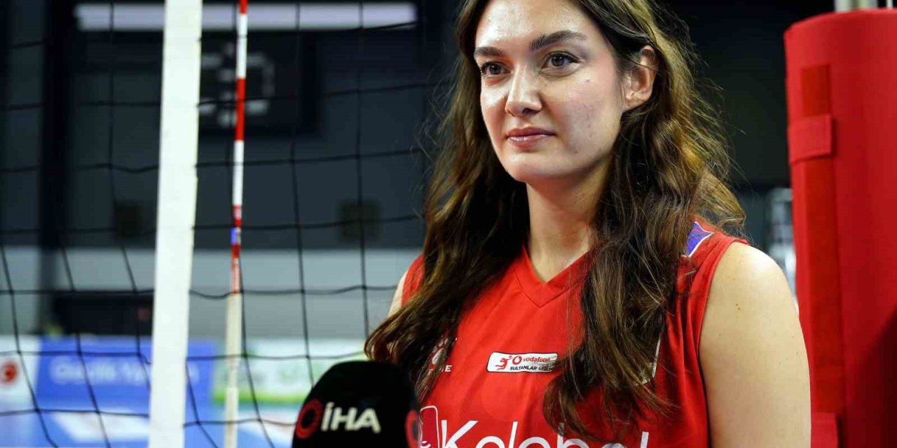 ÖZGE NUR ÇETİNER: “HEDEFLERİ YÜKSEK BİR KULÜPTEYİZ”