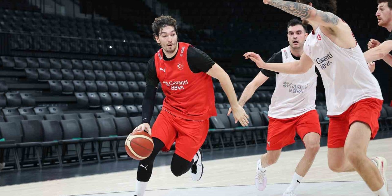 A MİLLİ ERKEK BASKETBOL TAKIMI, MACARİSTAN KARŞISINDA