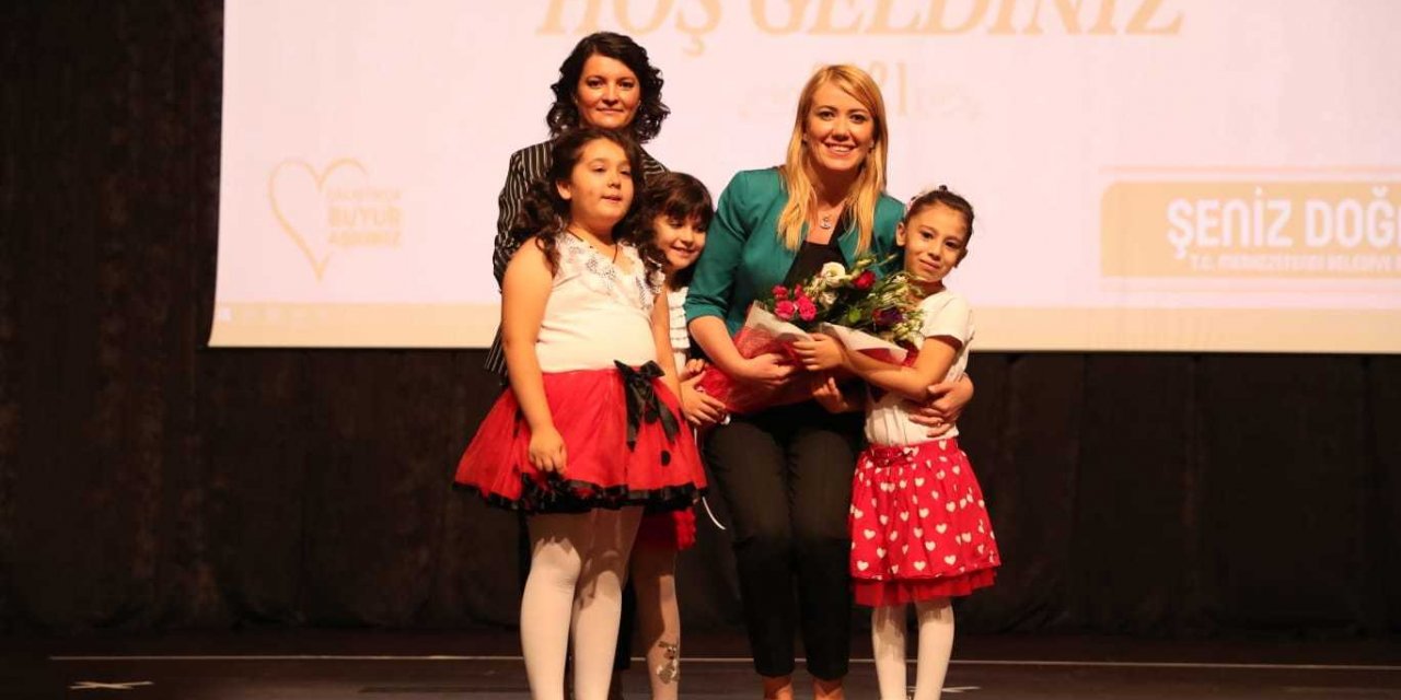 MERKEZEFENDİ BELEDİYESİ ENGELSİZ YAŞAM AKADEMİSİ’NDE MEZUNİYET SEVİNCİ