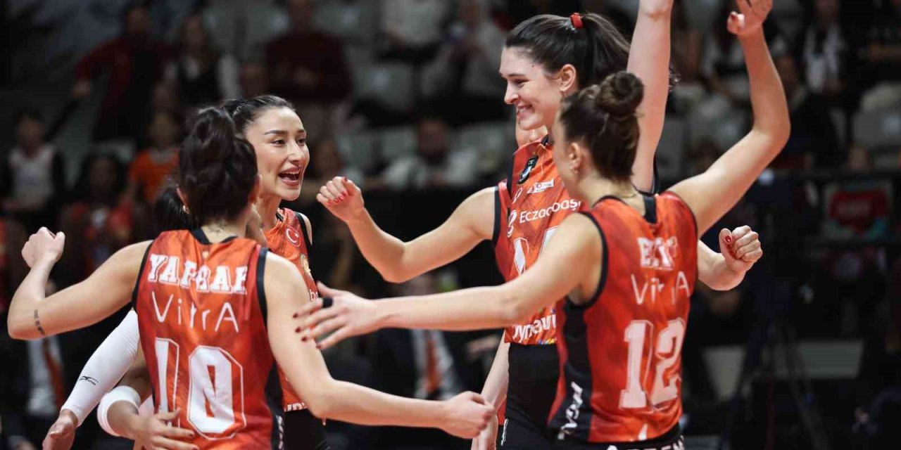 SULTANLAR LİGİ: BEŞİKTAŞ: 1 - ECZACIBAŞI DYNAVİT: 3