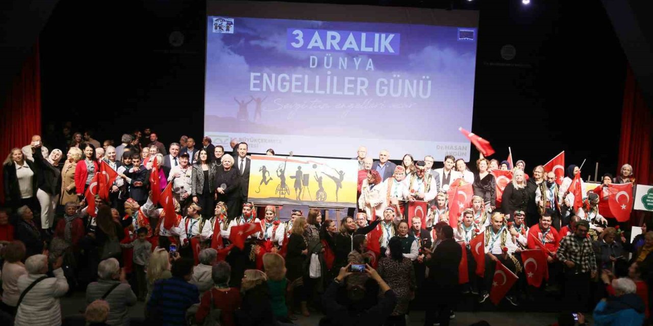 BÜYÜKÇEKMECE’DE ENGELLİLER GÜNÜ’NDE FARKINDALIK OLUŞTURAN ETKİNLİK